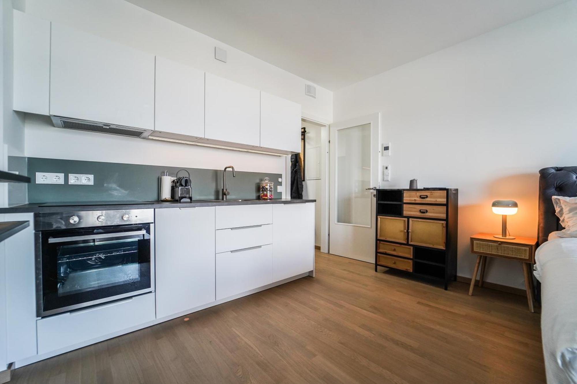 Central Suite Виена Екстериор снимка