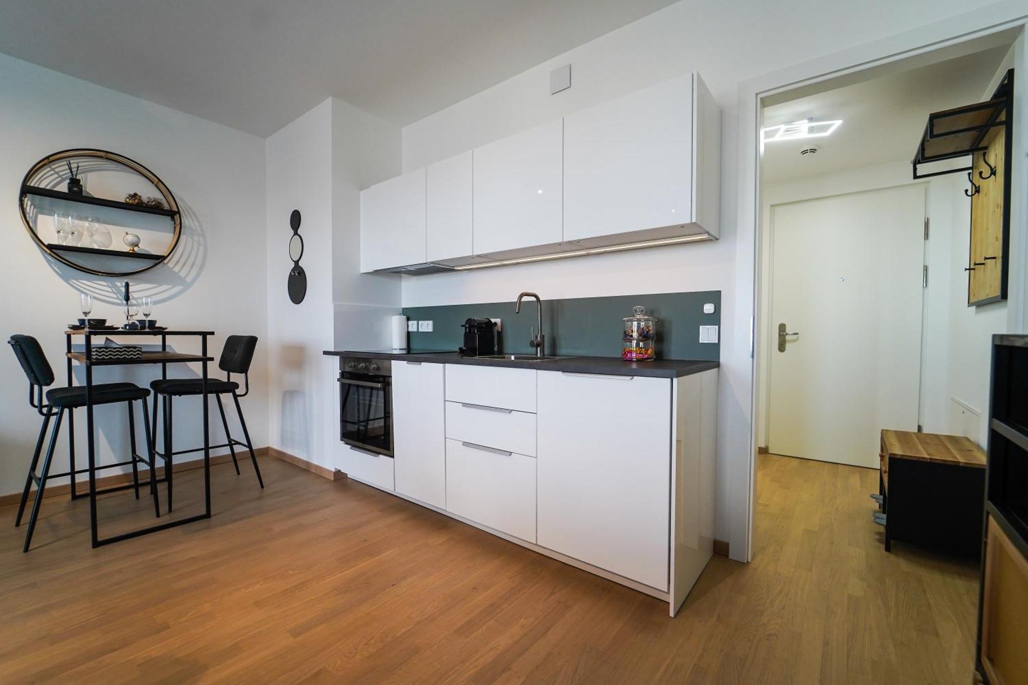 Central Suite Виена Екстериор снимка